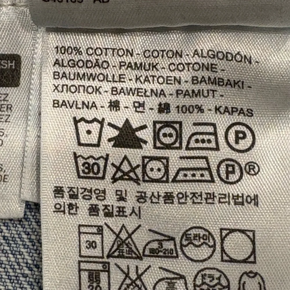 Levi's Light Wash Denim Jean Jacket M - Picture 8 of 8